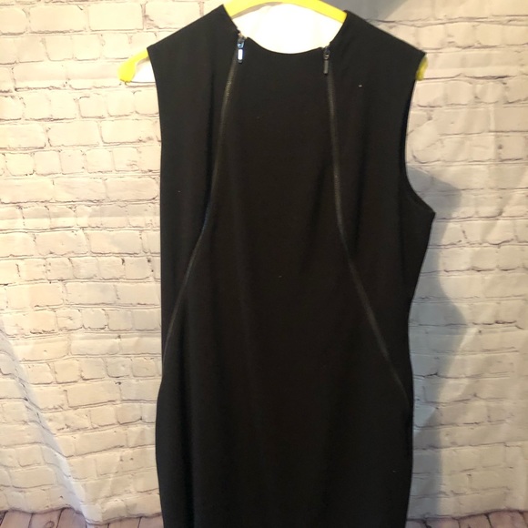 Black Calvin Klein zipper front - Picture 2 of 2